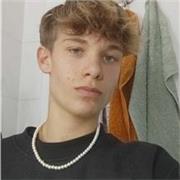 Ich biete preisgünstige Nachhilfe im Fach Französisch für die 6. Klasse an